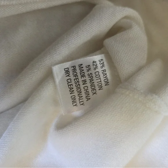 Jade White Skirt with Blue Embroidery and Matching Sleeveless Blouse! - Picture 10 of 11